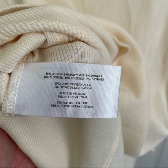 Eddie Bauer Women's Casual Top - Picture 9 of 9